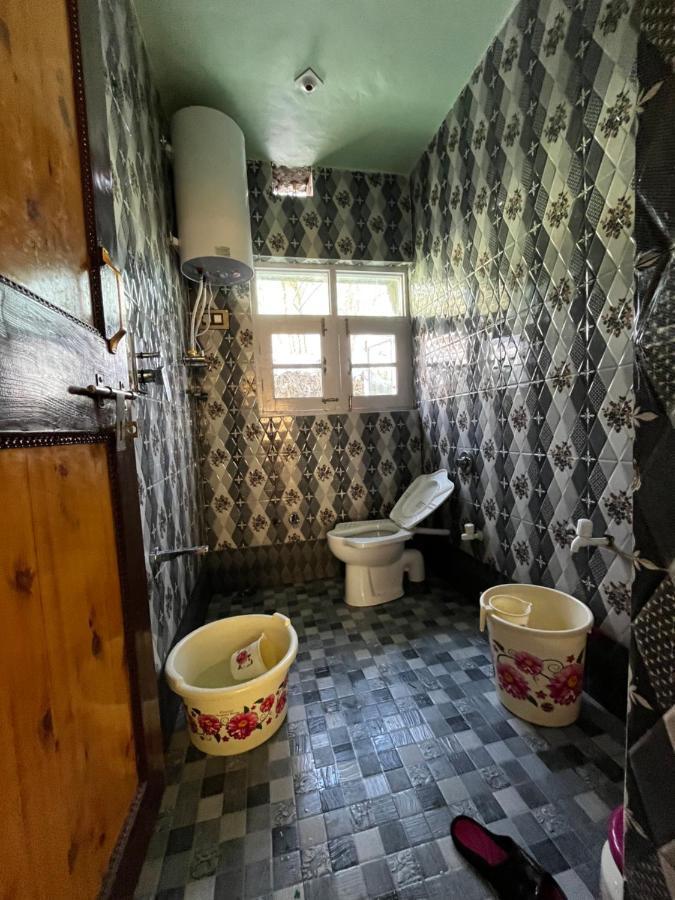 Everest Guest House กุลมาร์ค ภายนอก รูปภาพ