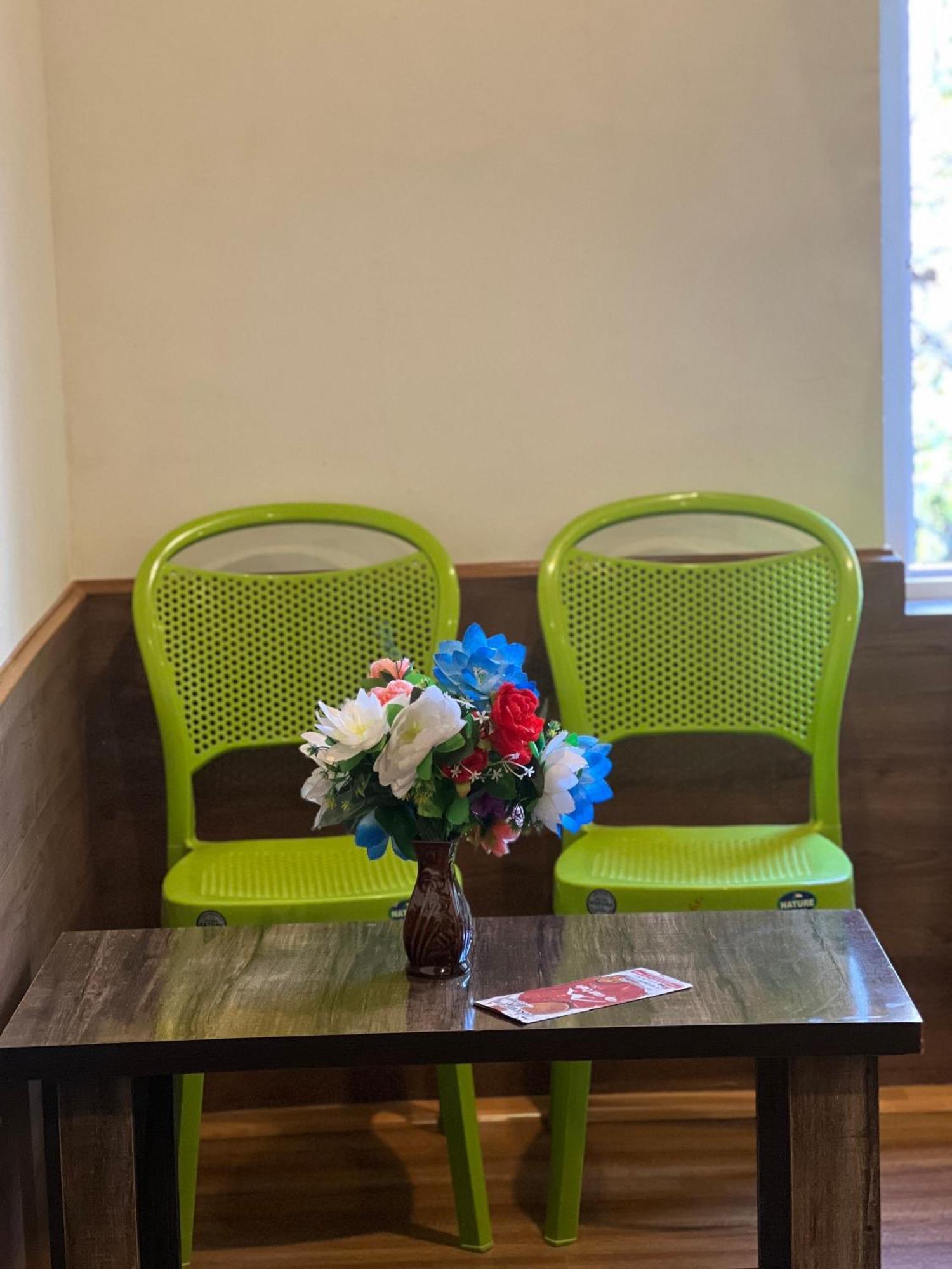 Everest Guest House กุลมาร์ค ภายนอก รูปภาพ